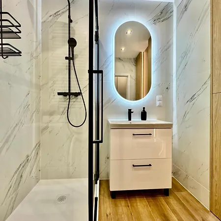 Silesia Prime Belg Przemyslowa Studio, Wi-fi, Garage Apartmán *